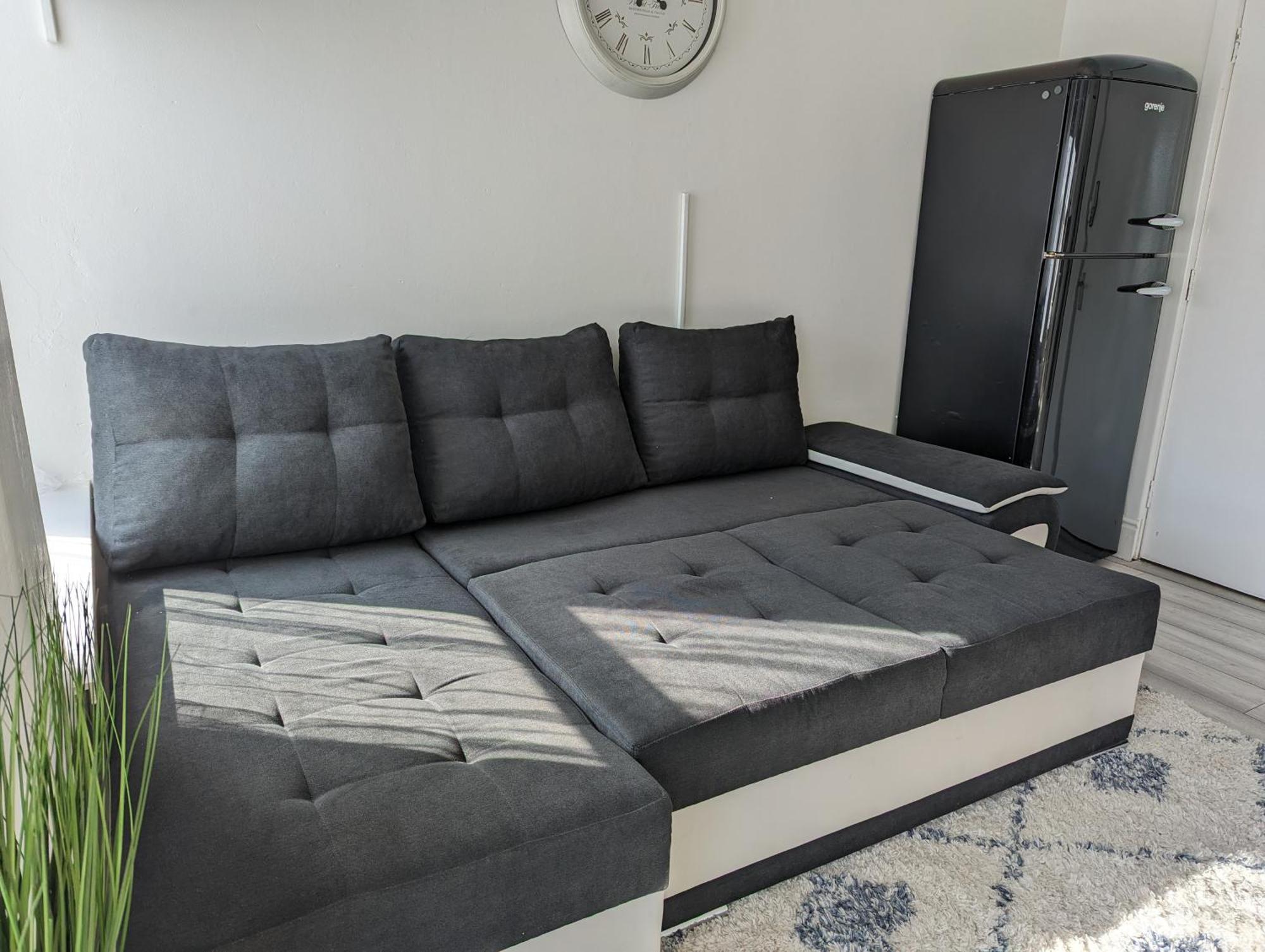 Inner-City Apartments - Basic Amenites Cardiff Ngoại thất bức ảnh